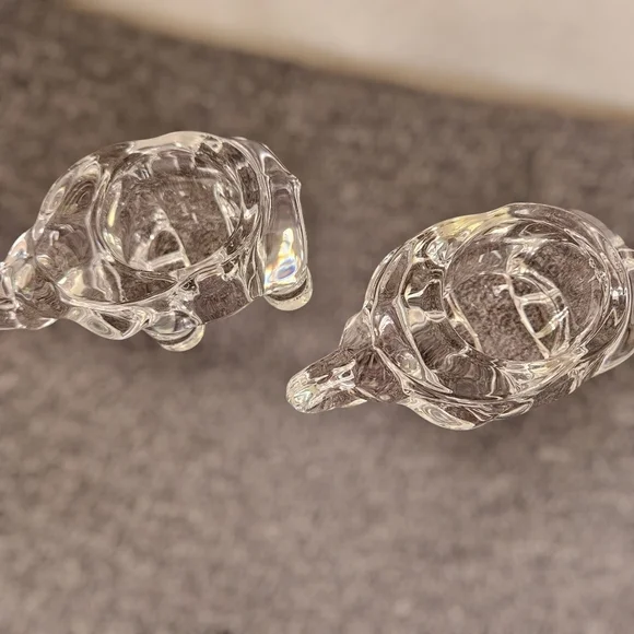 Vintage Matching Pair of Elephant Form Heavy Art Glass Tea Light Candle Holders﻿ - Picture 4 of 5
